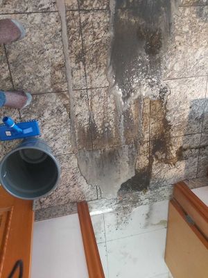 Serviço realizado em uma Limpeza Residencial - Foco nos Pisos(Porcelanato)